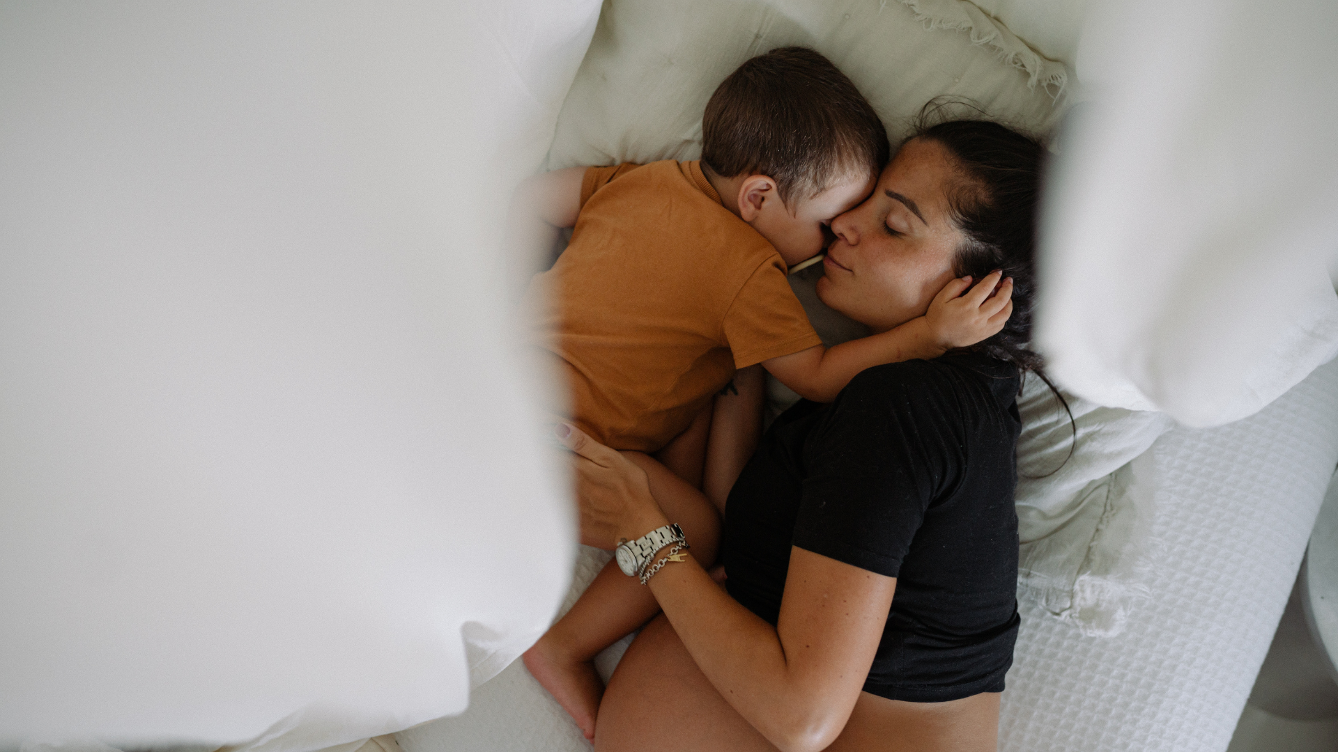 Metodo Ferber: cos’è, come funziona e perché non è adatto a tutte le famiglie